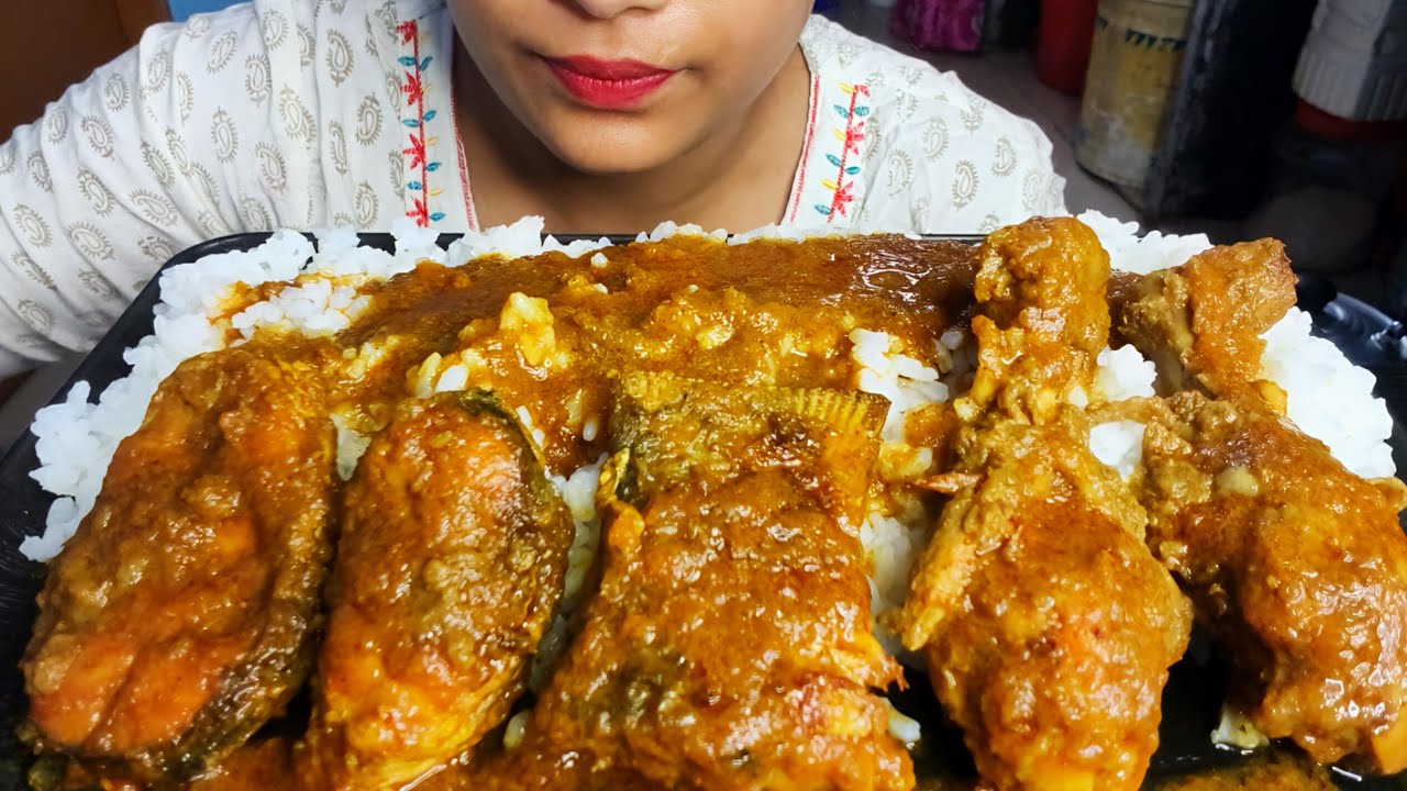 Eating hot rice chicken 🍗 leg curry with fish curry #mukbang #asmreating 