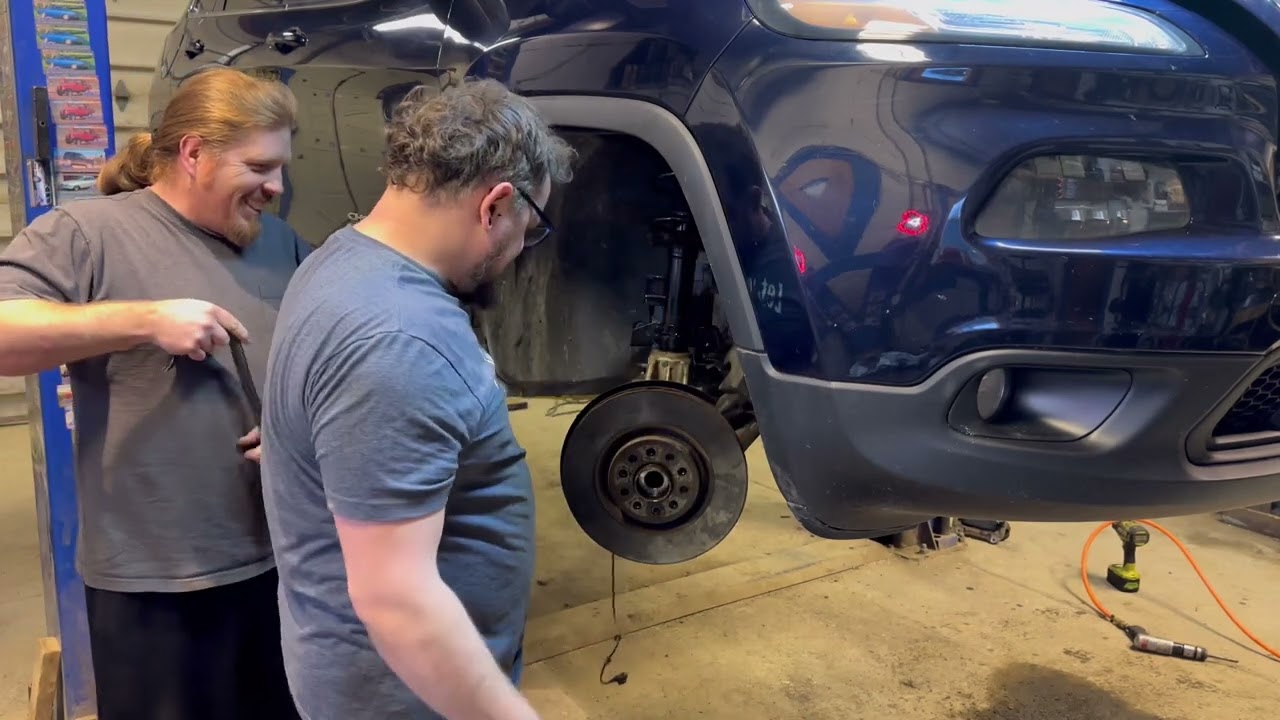 2014-2019 Jeep Cherokee front strut replacement