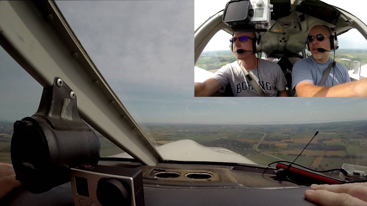 Flying into Oshkosh 2016 #OSH16 with ATC and Comms