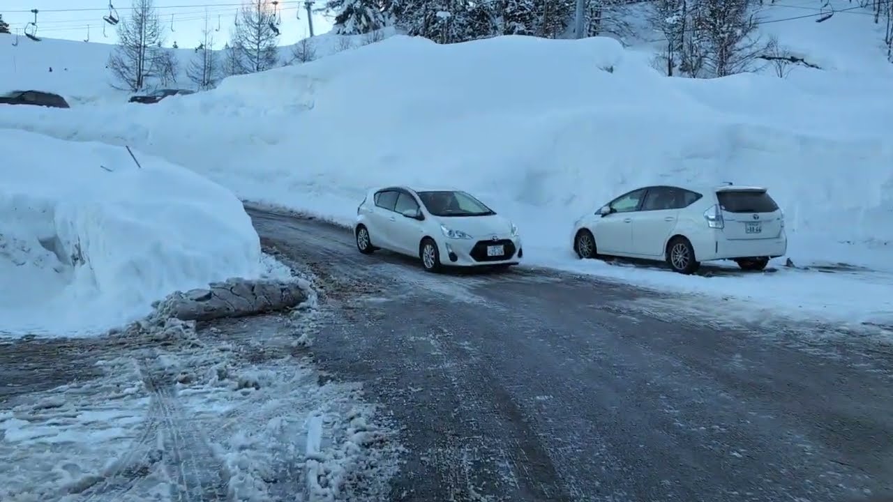 ダイナランド予約Pまでの雪道オモロイ！1月13日月曜日16時17分頃〜