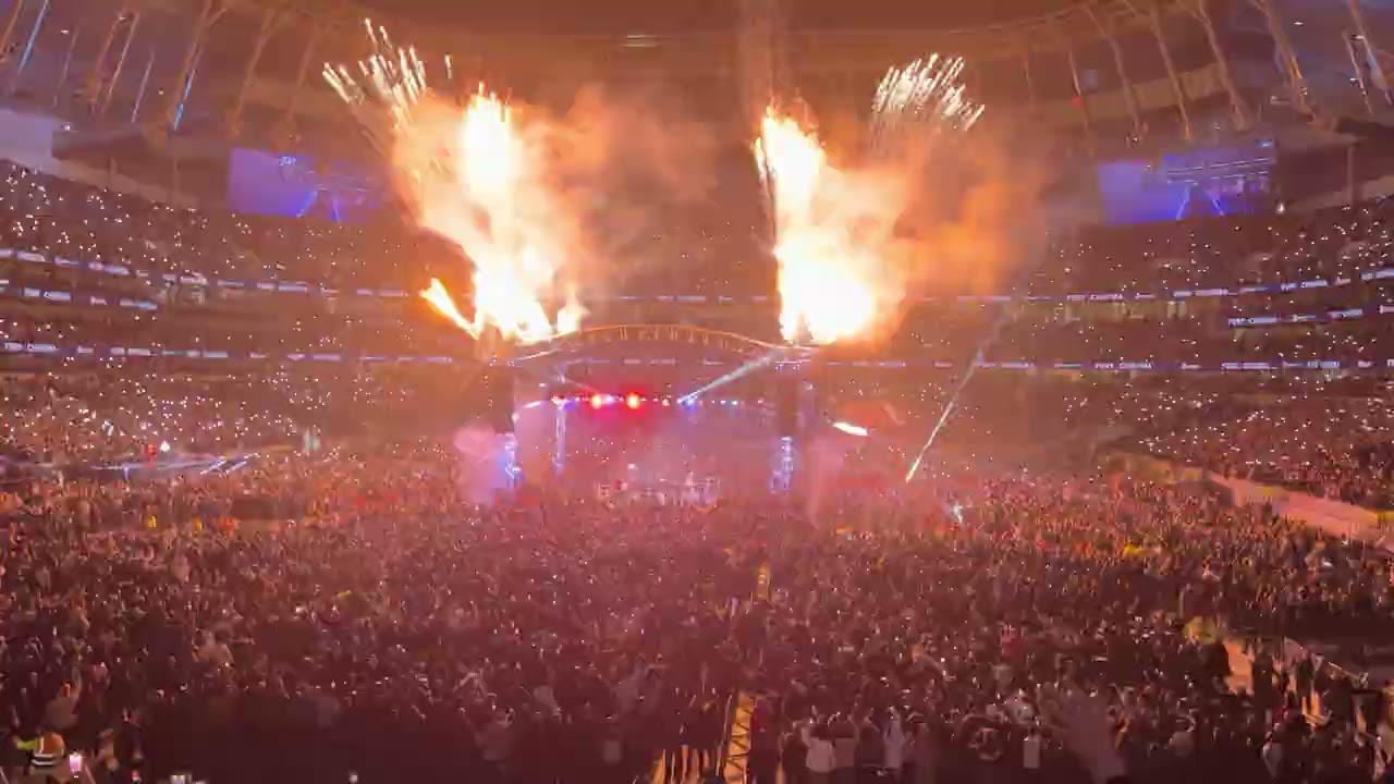 Tyson Fury full walkout vs Chisora