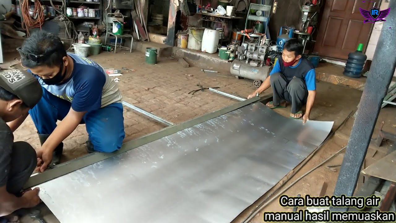 Bending manual hasil maxsimal proses pembuatan talang galvalum manual