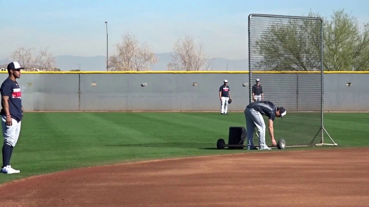 Lindor & Kipnis taking grounders