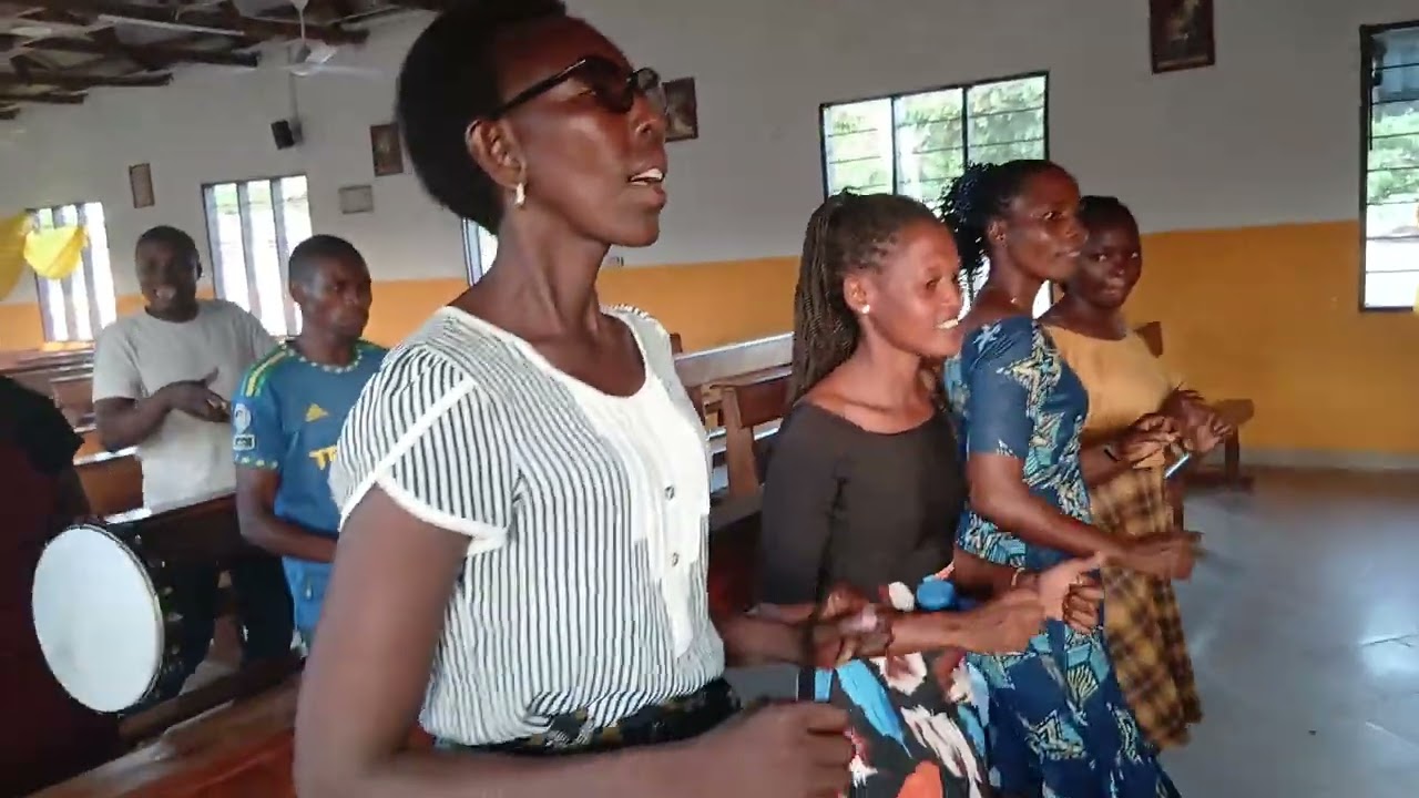 WIMBO BWANA ALIPOKWISHA KUBATIZWA MTUNZI A MALIMA WAIMBAJI ST MICHAEL CHAKENGE