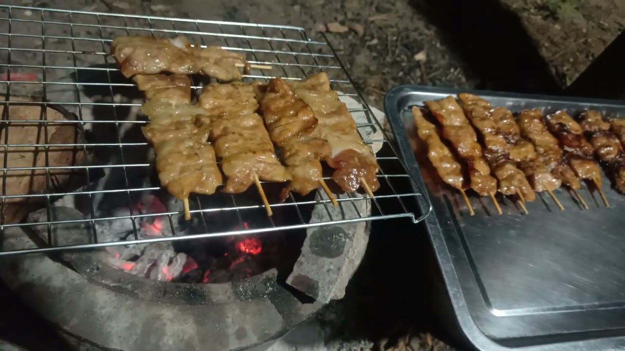 มาจ้าๆ ย่างหมู ย่าง ใส่บาตร