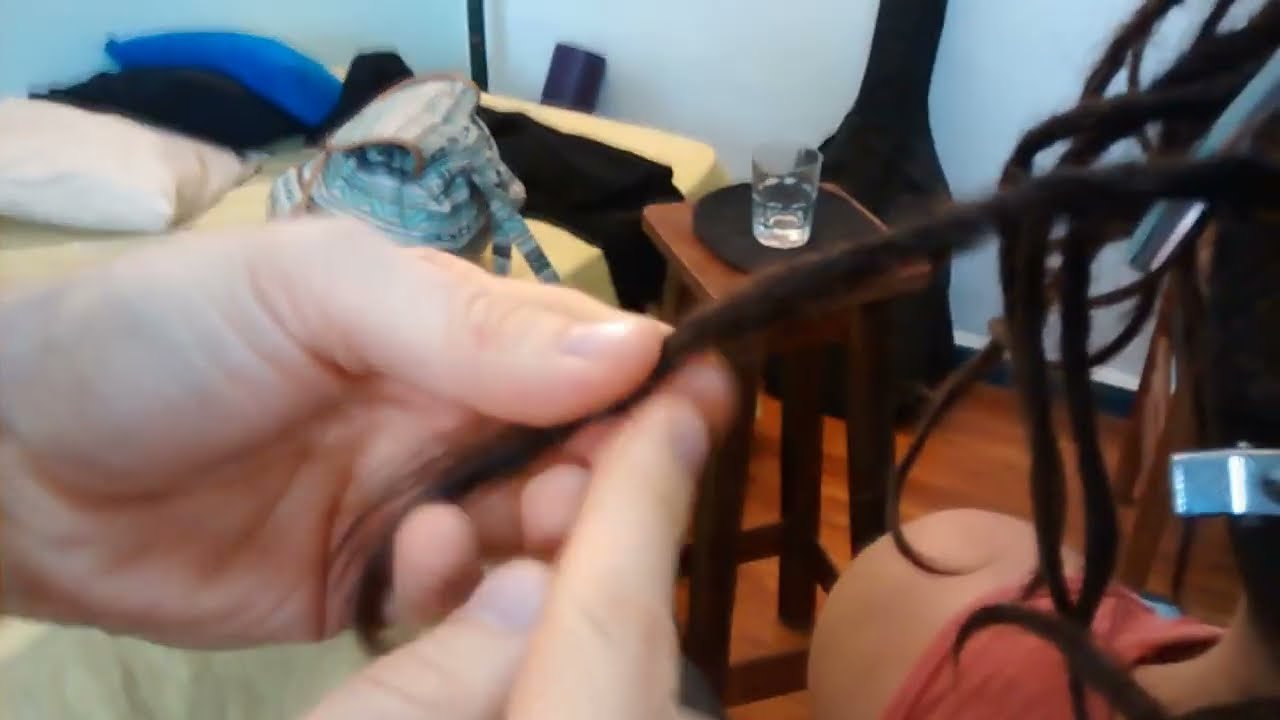 Hacer una rasta (un dread) con aguja de crochet por Dreadar