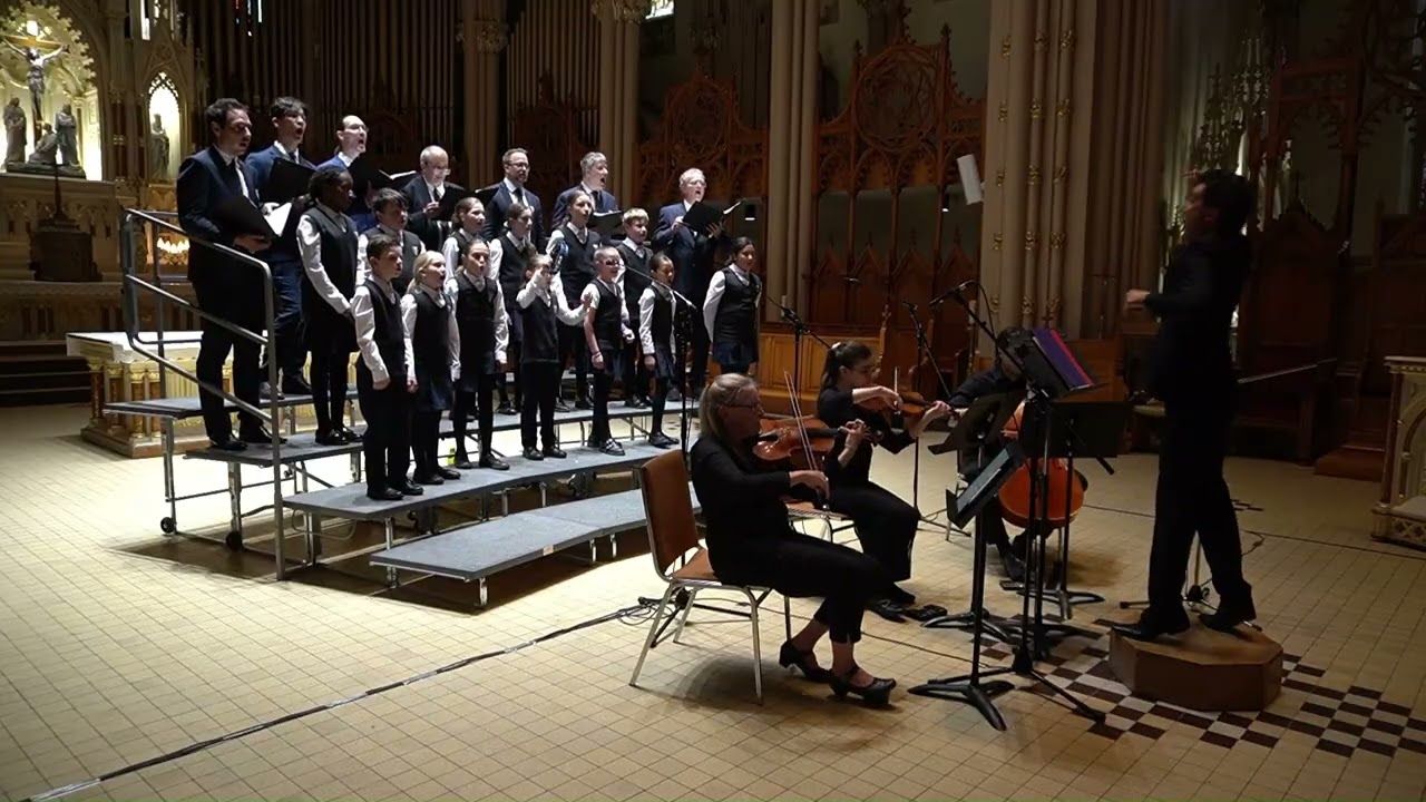 Laudate Dominum (J. Berthier) par les Petits Chanteurs de Trois-Rivières