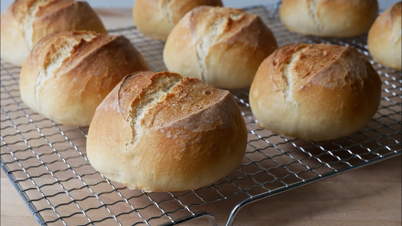 Brötchen Backen (Rezept) || Baking German Bread Rolls (Recipe) || [ENG SUBS]