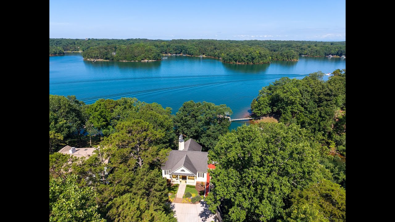 Lake Hartwell Home for Sale | 218 Royal Oaks Dr, Anderson, SC 29625