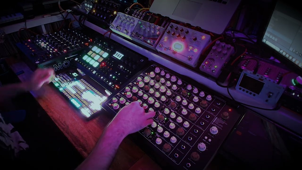 Jamuary2024 // Day 06 // (Perfourmer mk2, RYTM mk2, Minitaur, Oxi One, Chase Bliss Mood mk2)