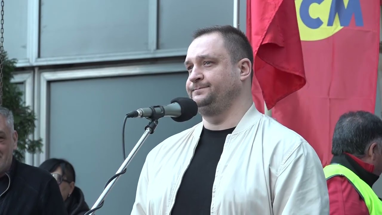 Punëtorët në rrugë, kërkojnë paga më të larta dhe standard më të mirë jetese