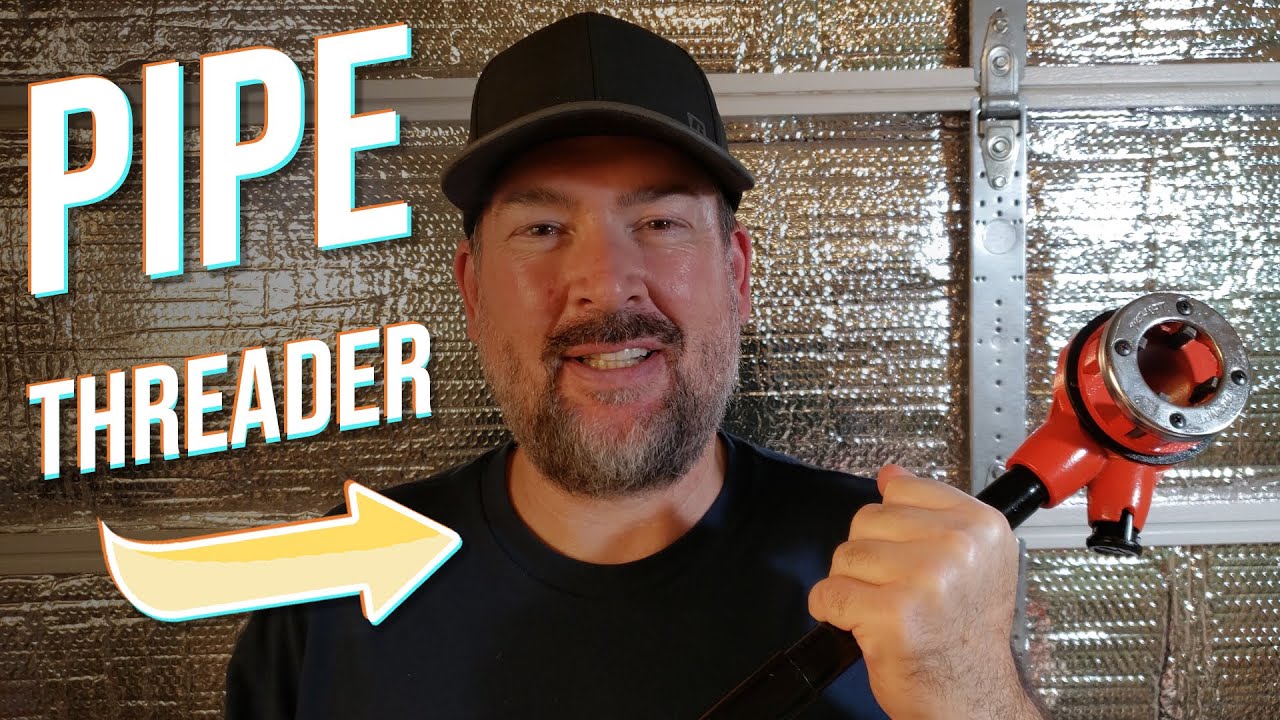 Комплект для нарезания резьбы на стальной трубе с храповым механизмом