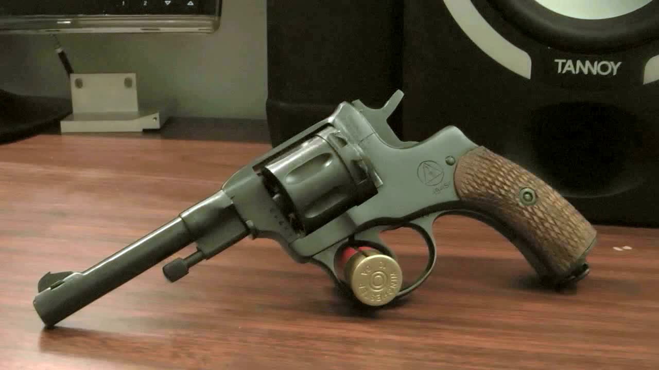 実銃レビュー ナガン  M１８９５ パート １（再）