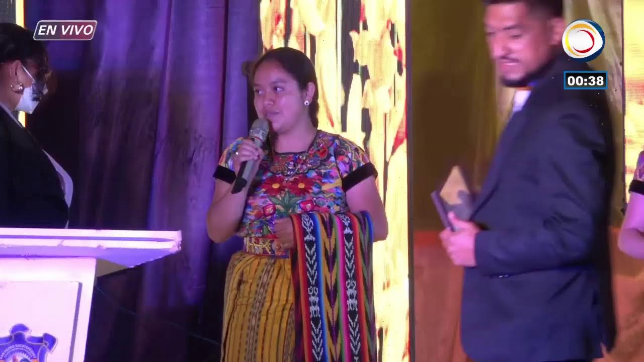CANAL 4 ORO REY NETWORKS ELECCIÓN E IMPOSICIÓN DEL HUIPIL CEREMONIAL Y UWAJ DE PLATA.