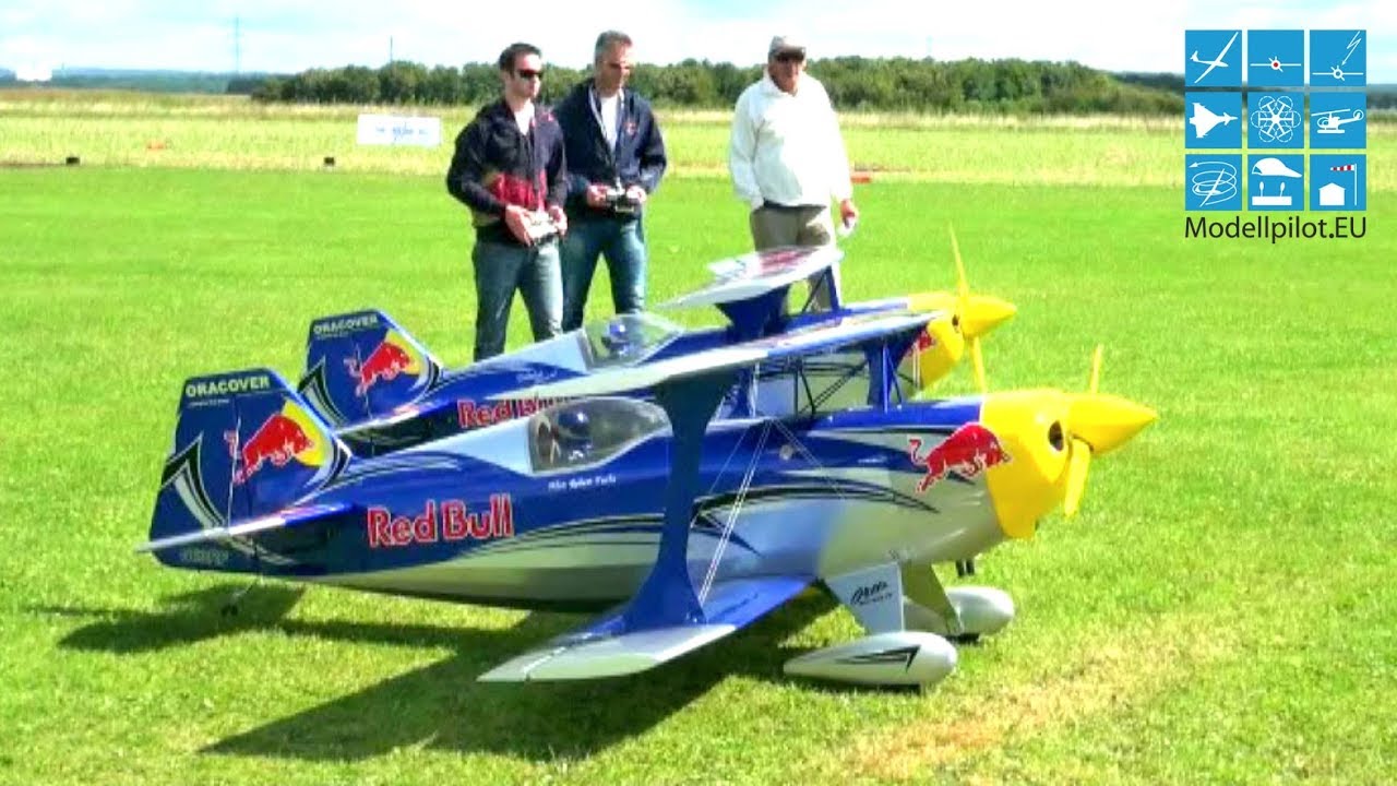 AMAZING RED BULL TEAM 2X PITTS BULLDOG RC AEROBATIC FORMATION  Robert und Sebastian Fuchs