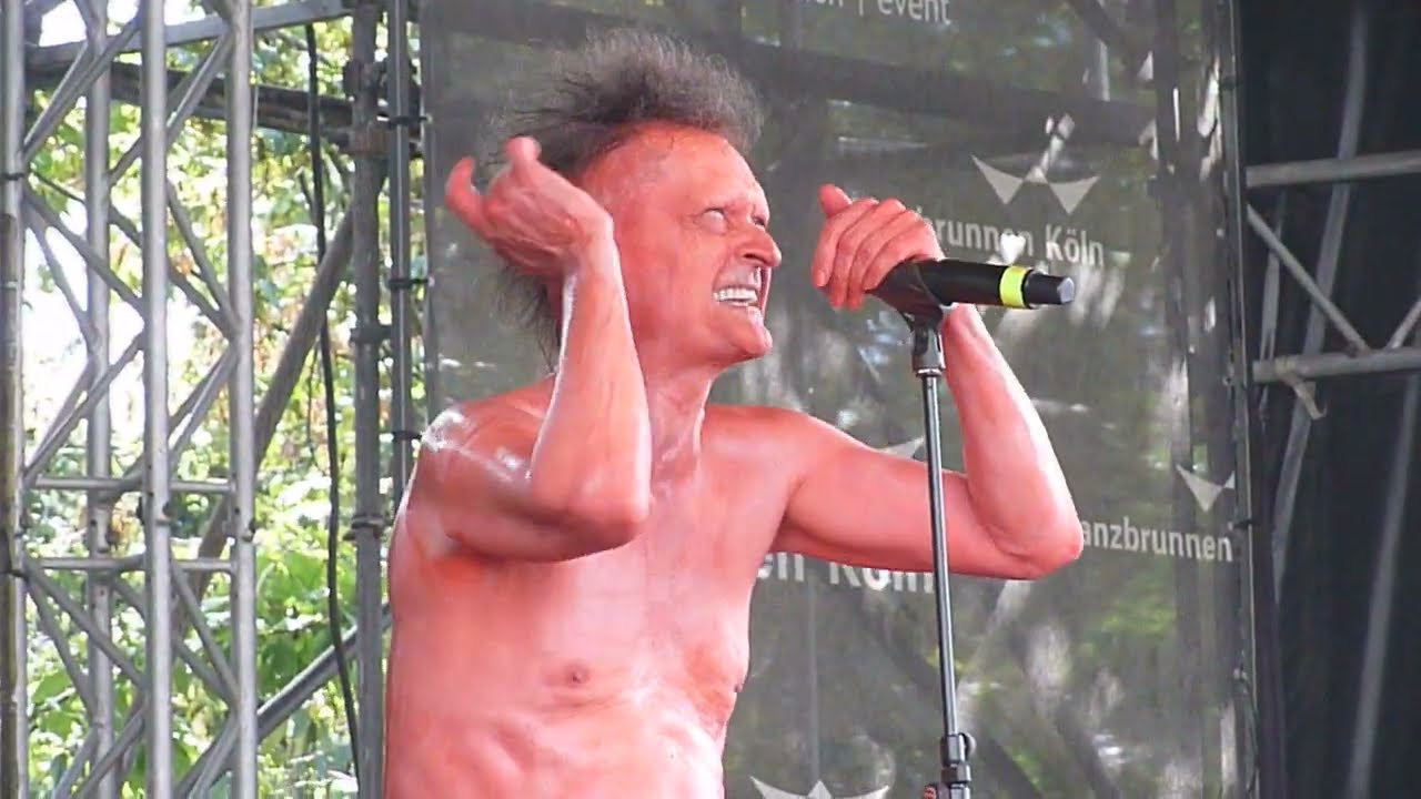Das Ich - Uterus @ Amphi Festival 2023 Main Stage Tanzbrunnen Koln De 29 July 2023