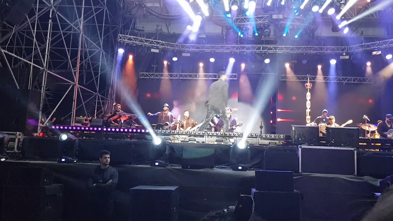 Imitadora Romeo Santos Live Napoli