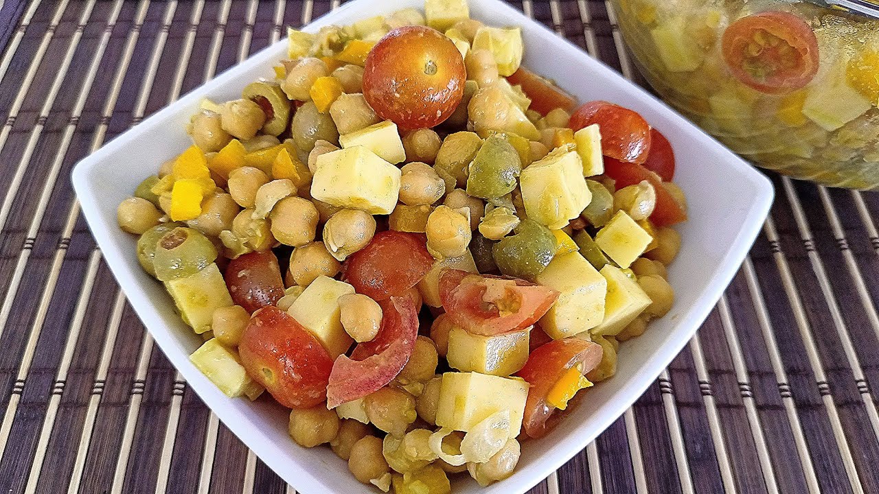 🥰 Exquisita ensalada de aceitunas y queso. &iexcl;F&aacute;cil y saludable! 😋🤤