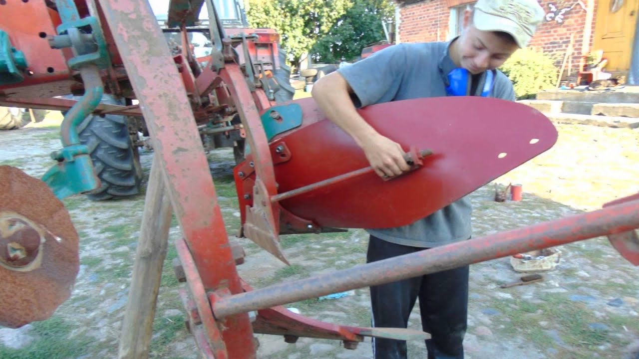 Przygotowanie pługa do orki 2015