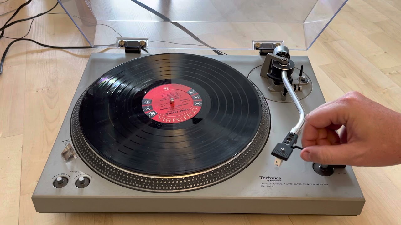 Technics SL-1400 Turntable