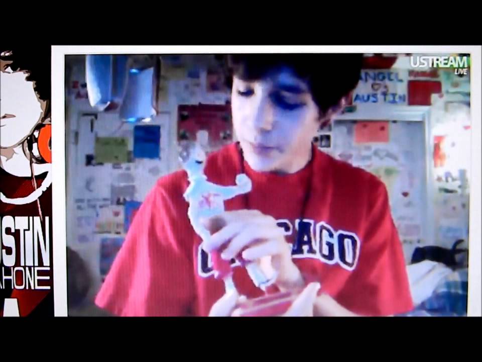 New Austin Mahone Doll(; - Austream 1.13.12