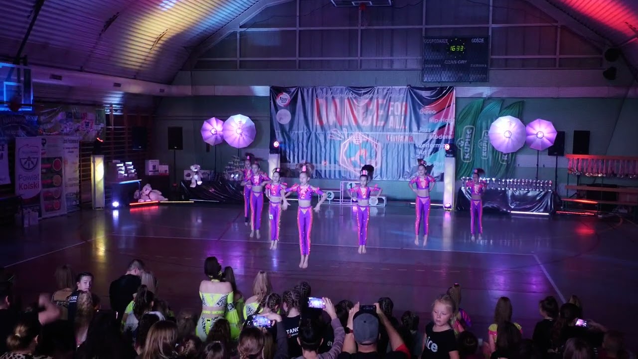 DfA Kłodawa DD Mini formacje Dzieci Zaaw   MINI FLAMES  1M
