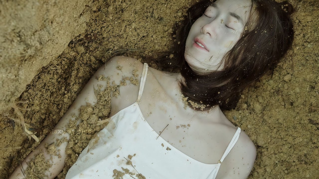 Fake death? Resurrection? Or a trap set long before—was she ever really “dead” to begin with?