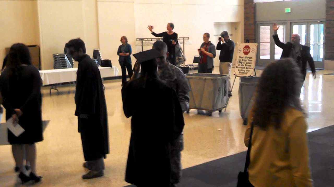 Soldier surprises his girlfriend at her graduation with surprise return and marriage proposal!