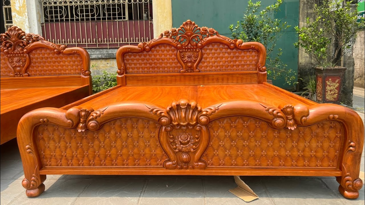Giới Thiệu 2 Mẫu Giường Ngủ Hoàng Gia Hoa Hồng Chim Trĩ Gỗ Gõ Đỏ 1m8 x 2m và 2m x 2m2 | Khoát Đồ Gỗ