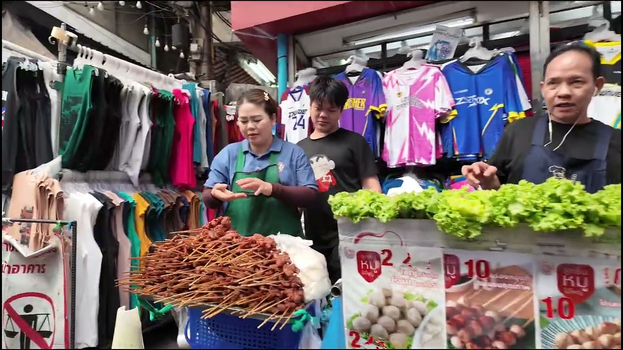 Bangkok Morning Market 6:30AM 🇹🇭 | Pratunam Street Food Breakfast