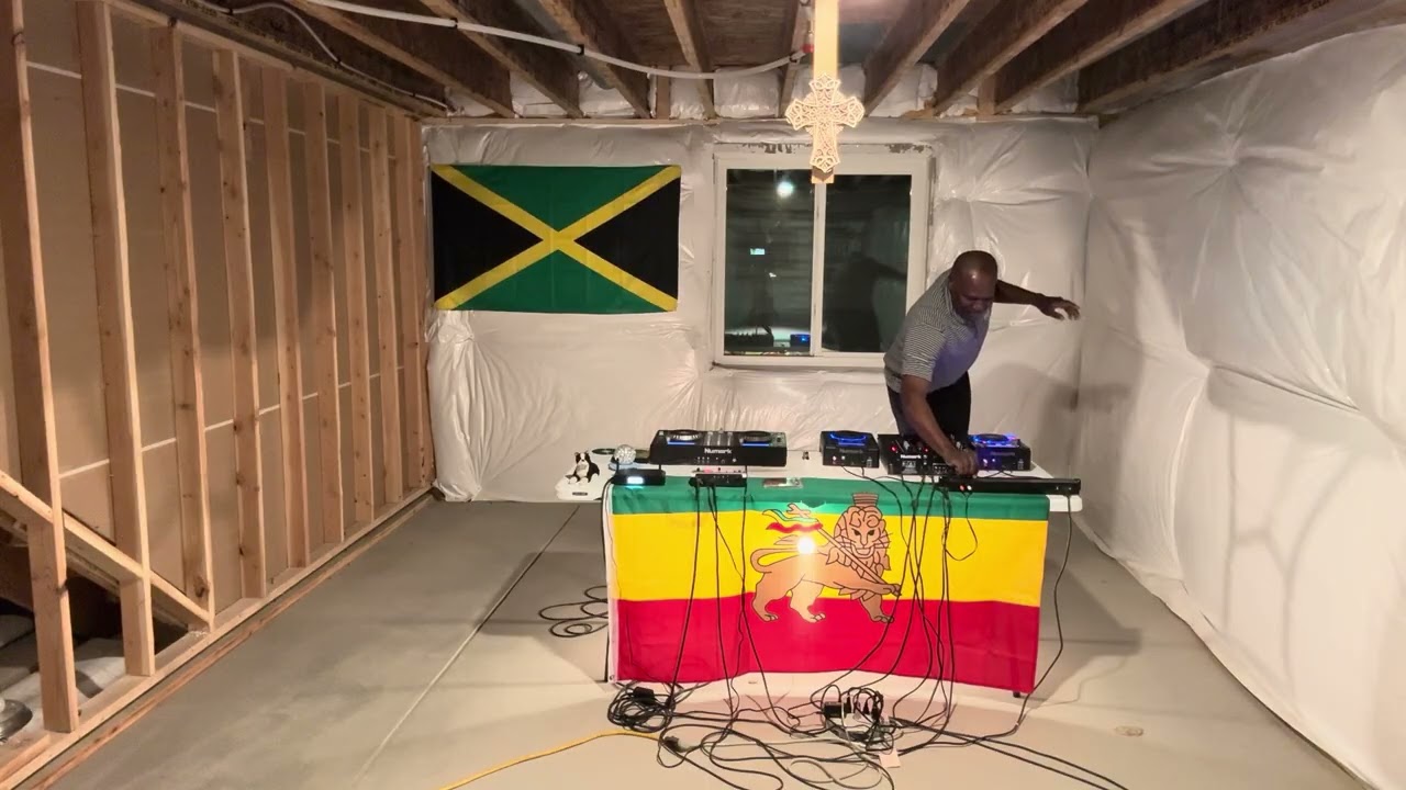 Linval Thompson - Tribute Lovers Rock 1/28/26 from the Rongside Sound System. 
