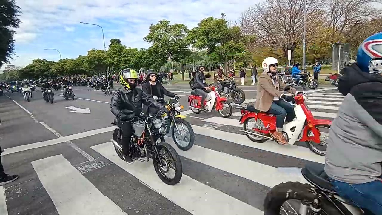 D.G.R.Distinguished Gentelman's Ride 2024( bike parade.Buenos Aires)
