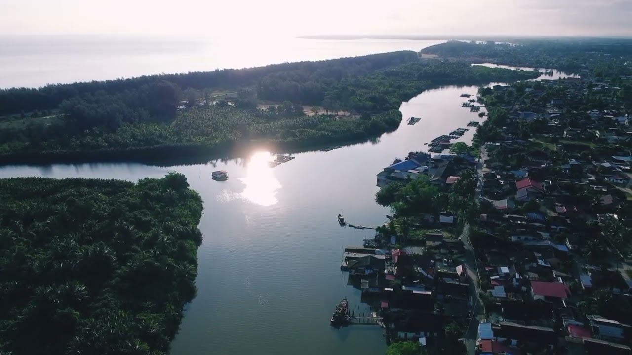 MAENA WATER CHALET TUMPAT KELANTAN