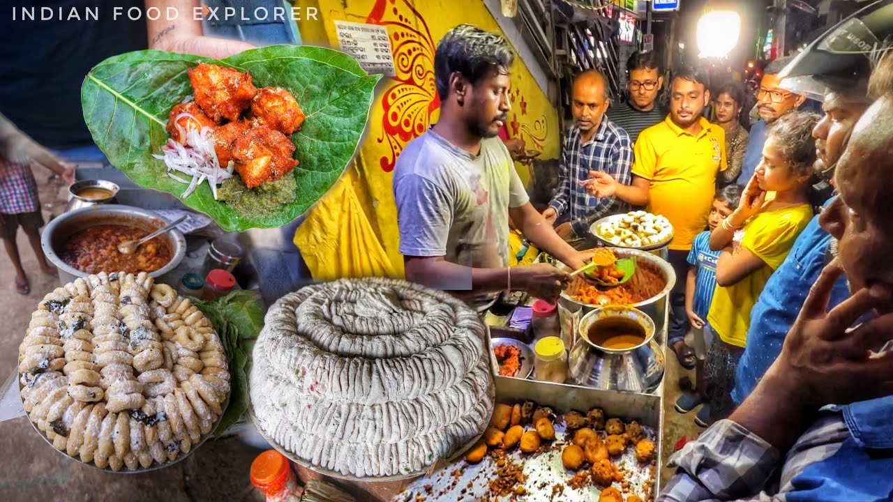 Cuttack Most Famous Aloo Bara Only Rs.3/- ($0.03) | Cheapest Food Of India | Street Food India