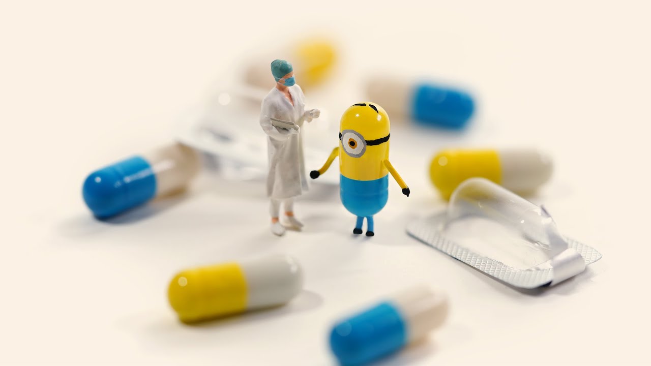 薬のカプセルをミニオンに見立てる｜Making of “Medicines”