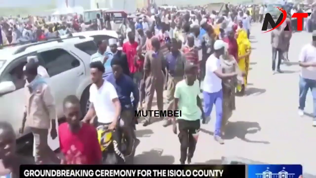 Ruto Teargassed by Police in Isiolo as Crowd become unruly Singing He MUST GO!