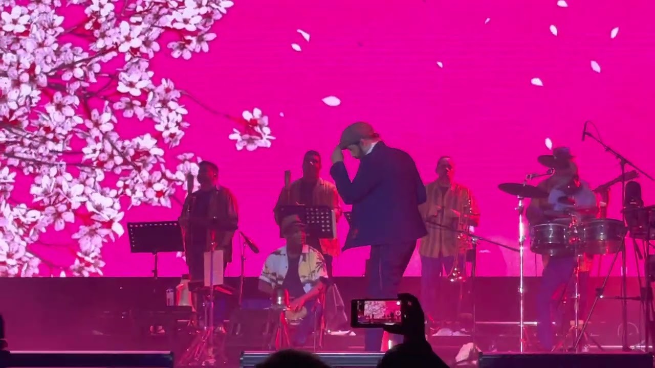 Juan Luis Guerra Live @ Hard Rock Punta Cana- Medley de Bachatas. Entre Mar y Palmeras Tour 2022