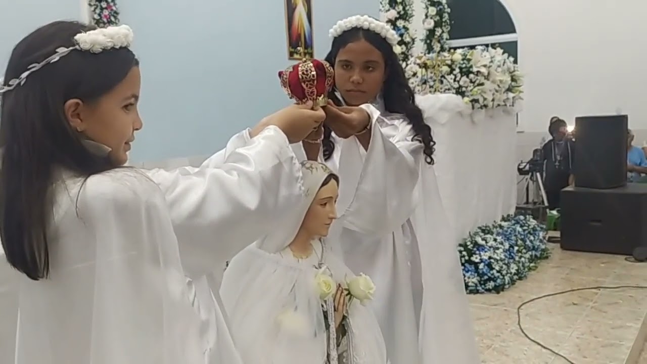 Momento da Coroação de Nossa Senhora de Anguera 25/05/2024