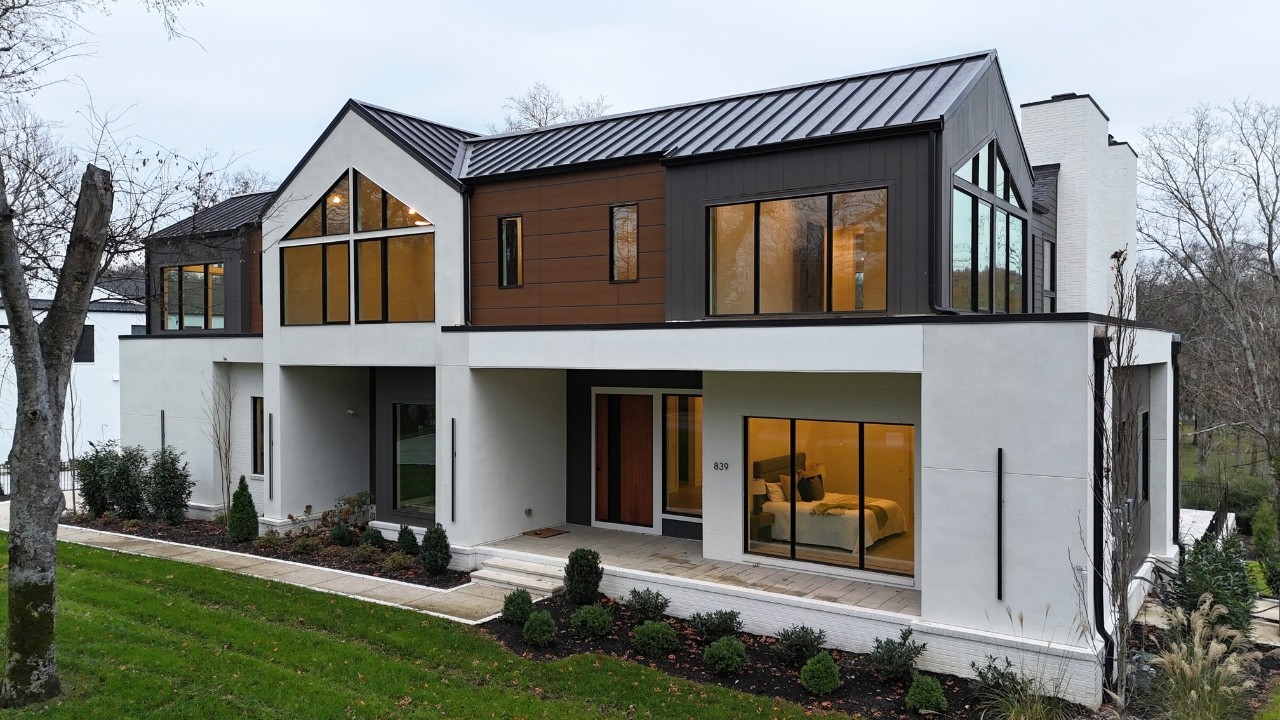 INSIDE THE PERFECT CONTEMPORARY LUXURY HOUSE W/ AN INDOOR SAUNA IN NASHVILLE TN | $3.8M