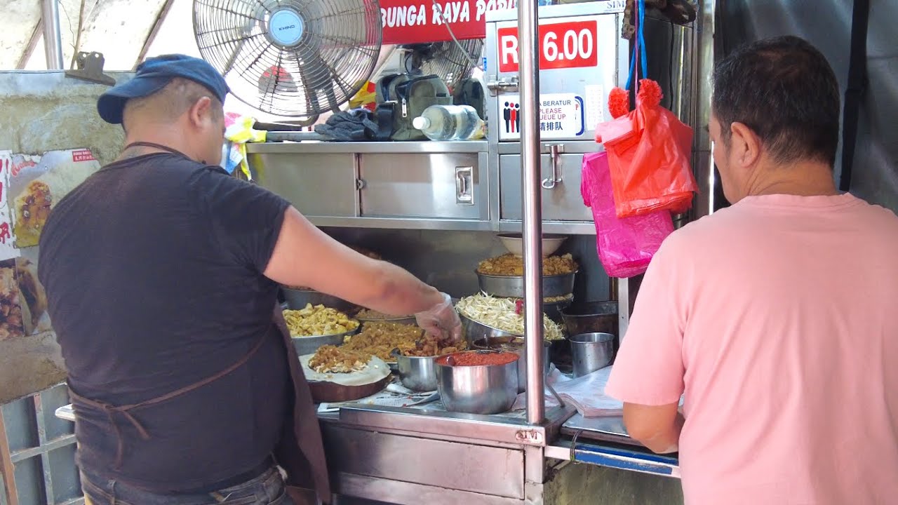 TOP 10 STREET FOOD in Melaka | Malaysia