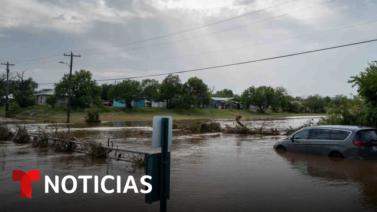 Tornados e inundaciones dejan al menos ocho muertos y vuelos cancelados en el noreste de EE.UU.