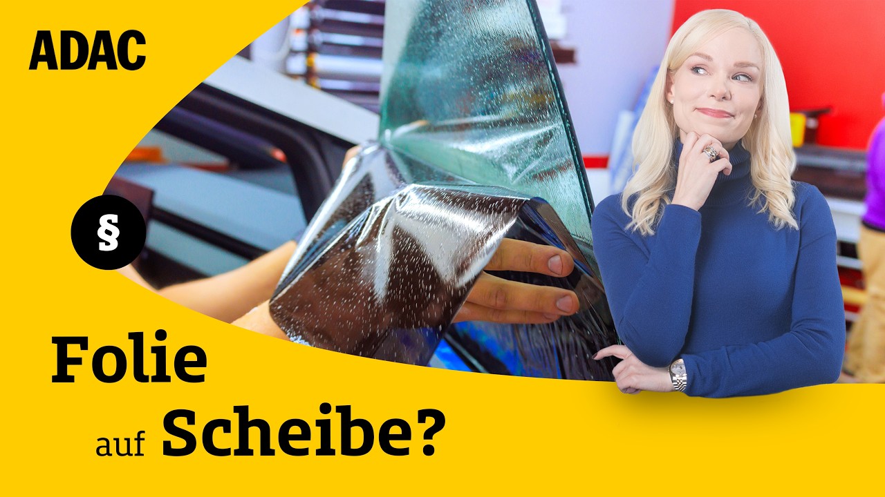 Baby an Bord, Fan-Sticker & Co – Was auf Autoscheiben wirklich erlaubt ist | ADAC | Recht? Logisch!