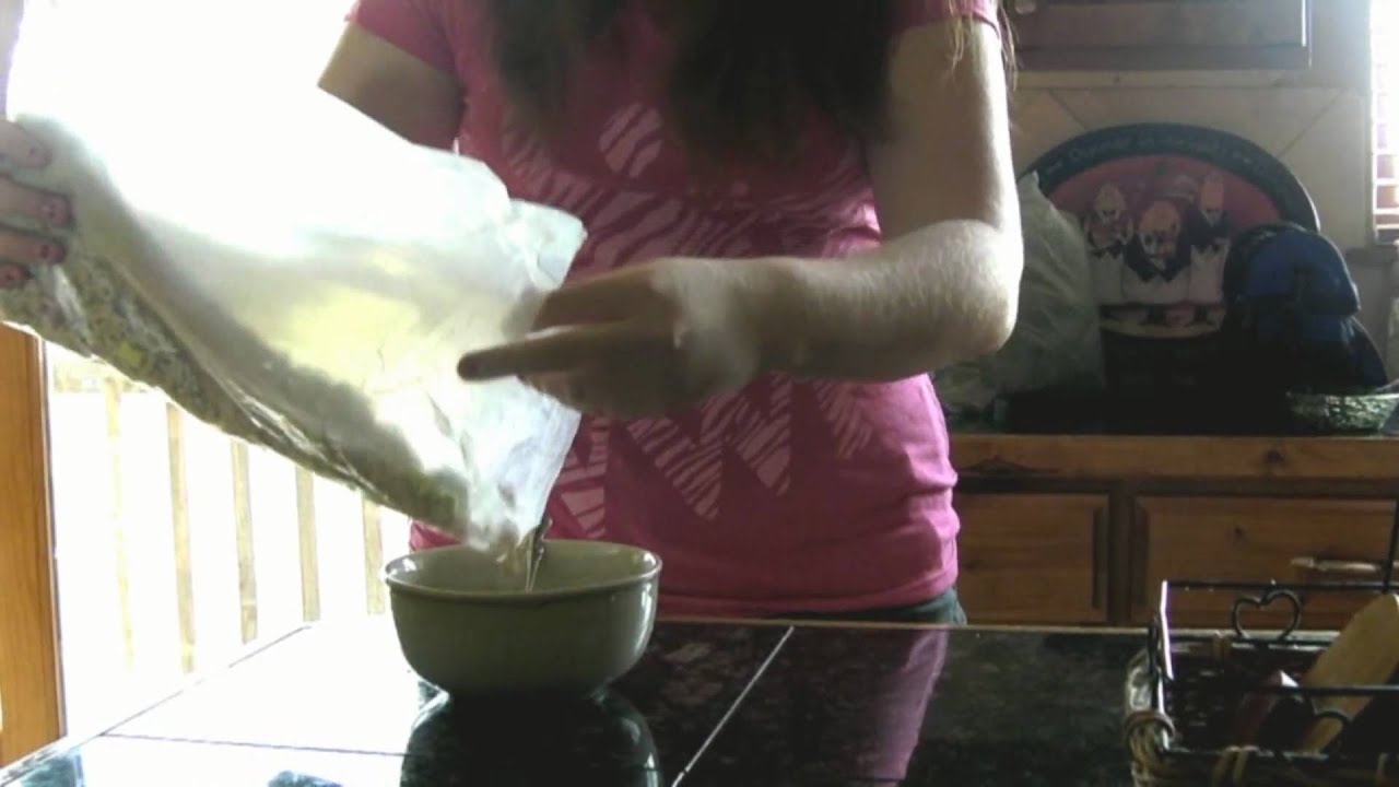 Cereal Wars Episode 1: Marshmallow Mateys vs Lucky Charms