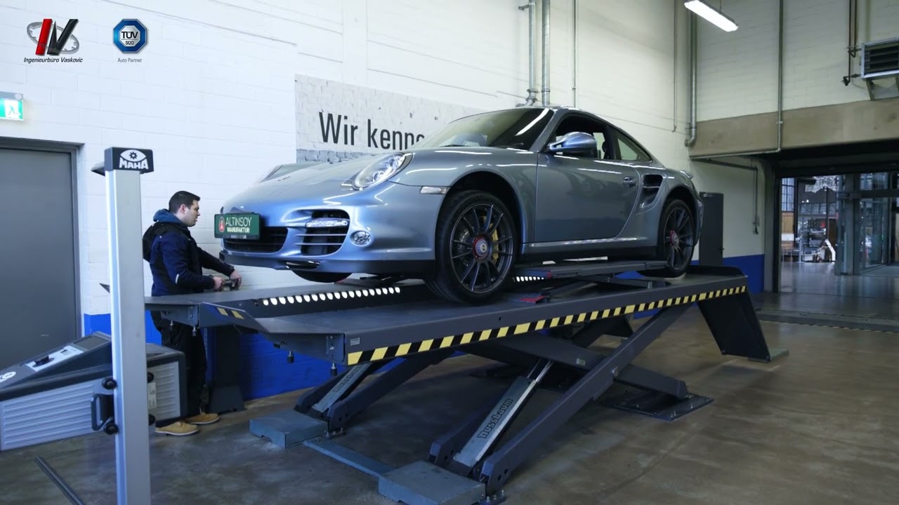 T&Uuml;V S&Uuml;D Auto Partner Pr&uuml;fstelle D&uuml;sseldorf in der Classic Remise