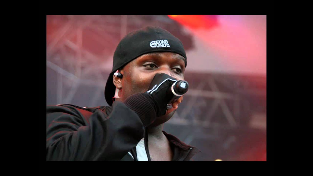 Valete - No meio das labaredas (Homo Libero) [Ao Vivo SW Festival Sudoeste 2011]