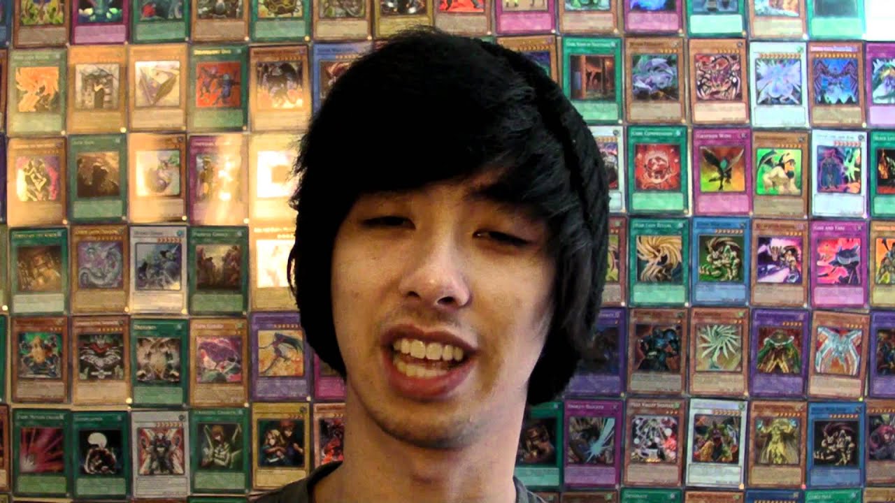 Everyone Misplays In Yu Gi Oh! but Azneyeswhitedragon does it the most!