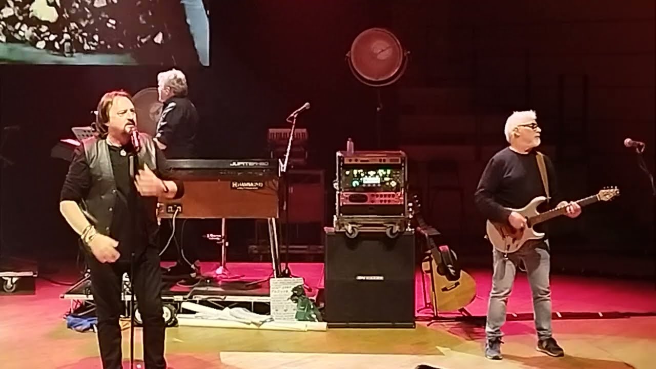 Nomadi - La canzone del bambino nel vento (Auschwitz) (Teatro Dal Verme Milano / 20 December 2024 )