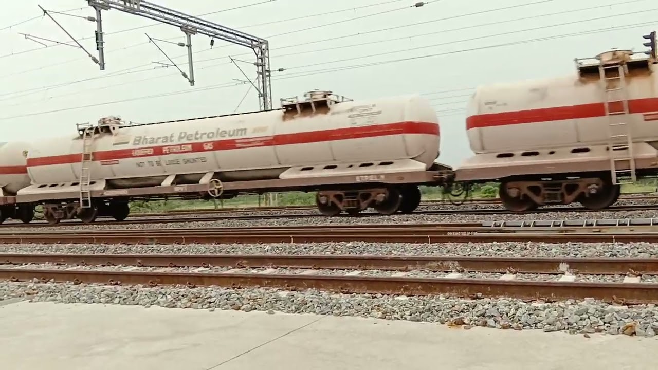 #icfcoach #railway #icfbluecoaches #train #indianrailways #indianrailways #icfblue #railfans #bullet