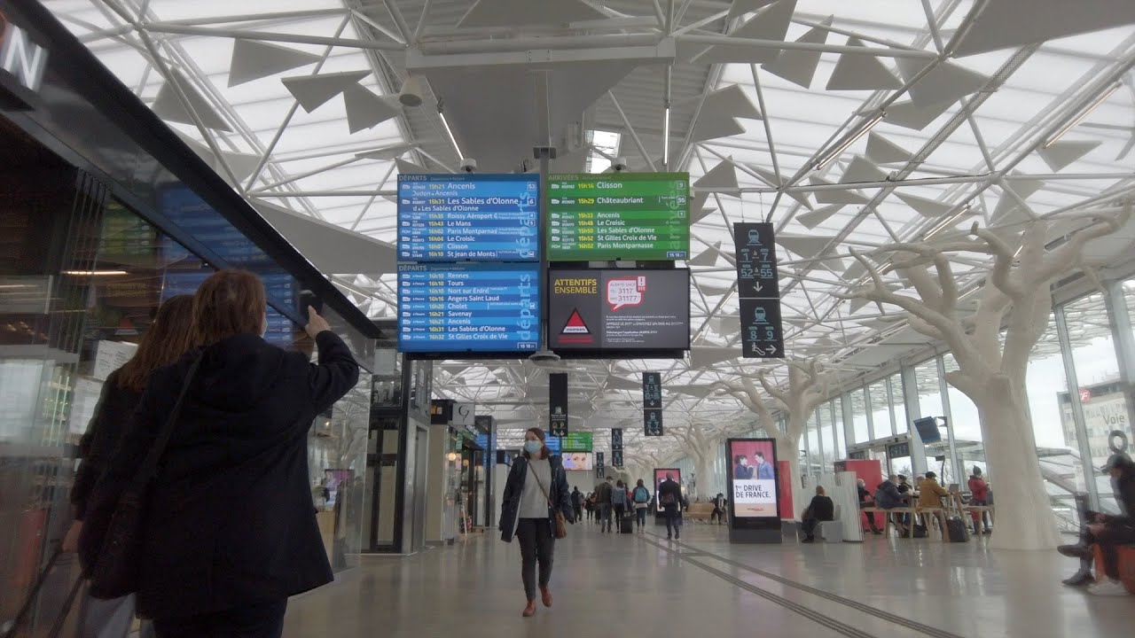 La passerelle de la gare de Nantes