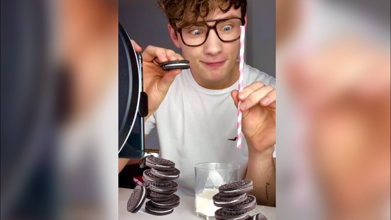 How To Make Double Stuffed Oreos🤫 (MAGIC) #Shorts